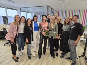 Preveri odprta delovna mesta tukaj: https://www.skaza.com/sl/zaposlitev-kariera