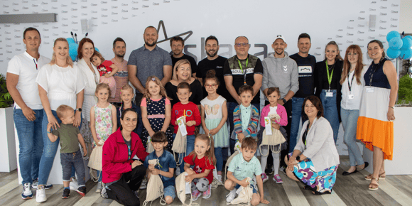 Skaza vzpodbuja mlade prvošolce na njihovi poti do uspeha!