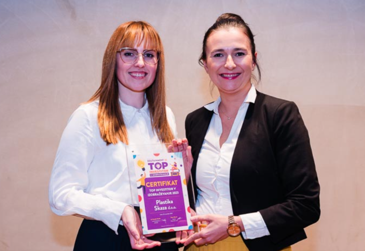 Skaza Receives TOP Investor in Education Certificate