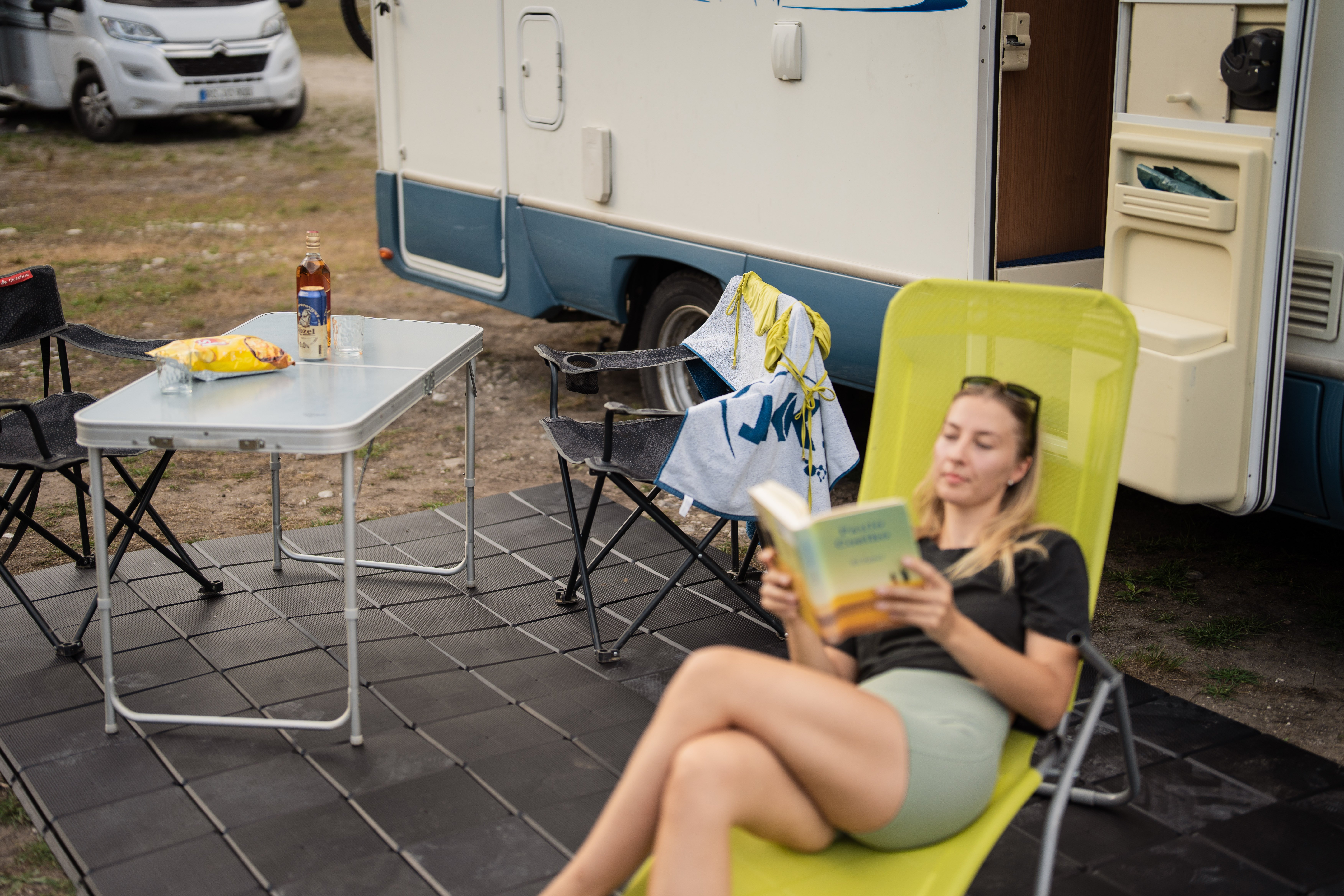 Skaza__Pohodne-plošče_Kamping-Ziga_Koren-240829-0016